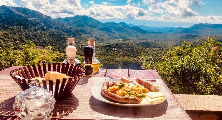 Vikendica,Bungalovi Lipska Pecina Τσέτινιε Εξωτερικό φωτογραφία