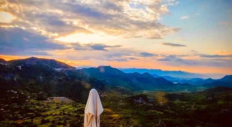 Vikendica,Bungalovi Lipska Pecina Τσέτινιε Εξωτερικό φωτογραφία